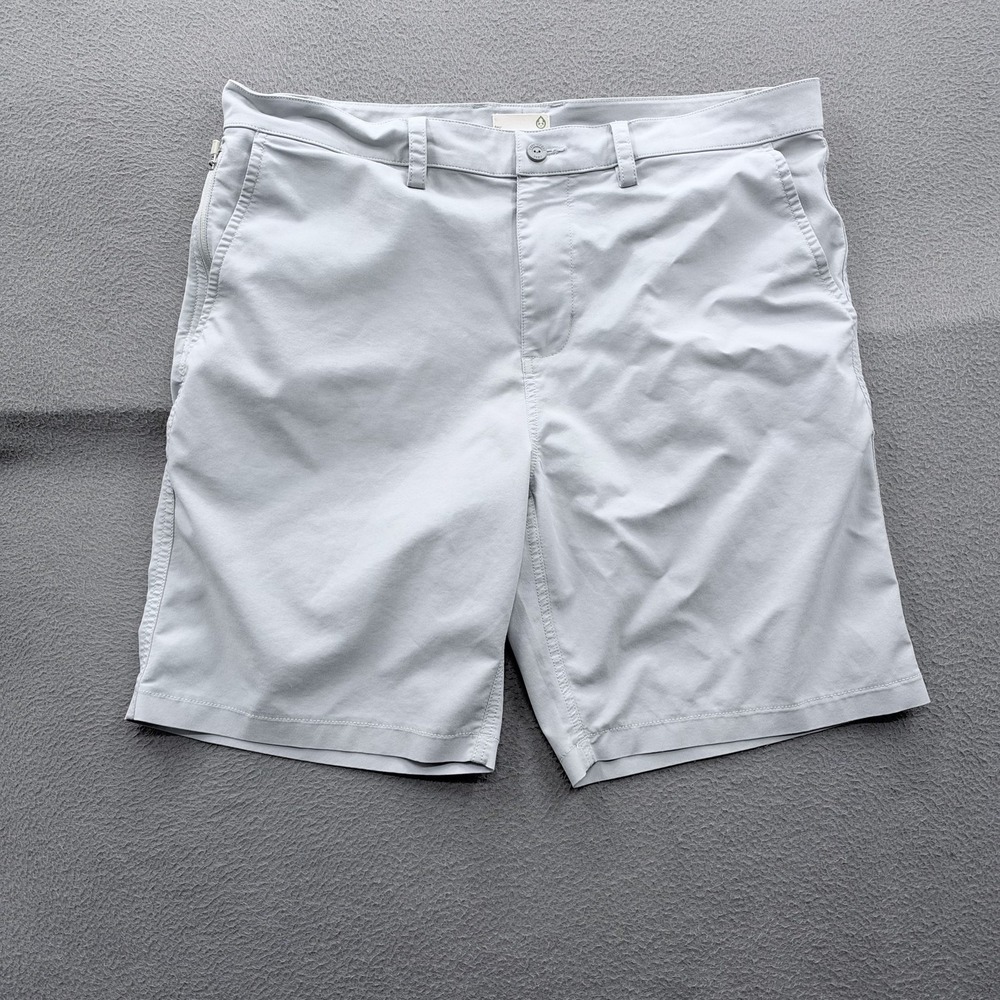 Tasc Performance Shorts Mens 34 Gray Chino Bamboo Blend 9 Inseam Casual Summer